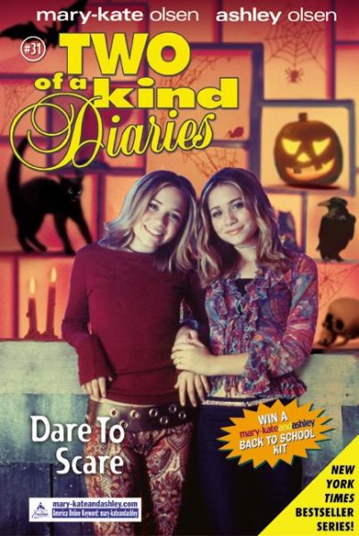 Dare to Scare (Two of a Kind Diaries) cover