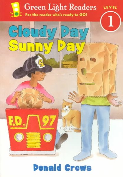 Cloudy Day Sunny Day (Green Light Readers Level 1) cover