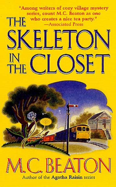 The Skeleton in the Closet (St. Martin's Minotaur Mysteries) cover