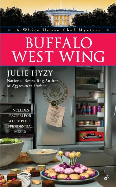Buffalo West Wing (A White House Chef Mystery) cover