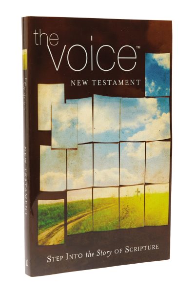 The Voice New Testament, Paperback: Step Into the Story of Scripture