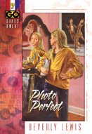 Photo Perfect (Girls Only!, Book 7)
