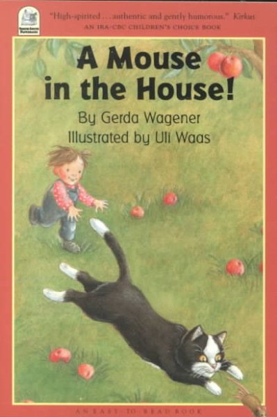 A Mouse in the House (North-South Paperback)