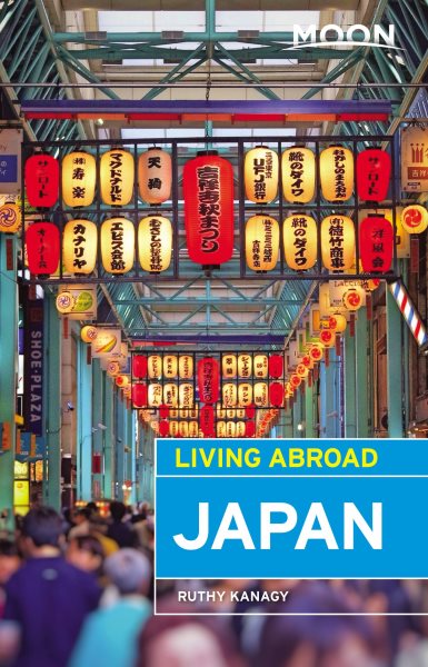 Moon Living Abroad Japan cover