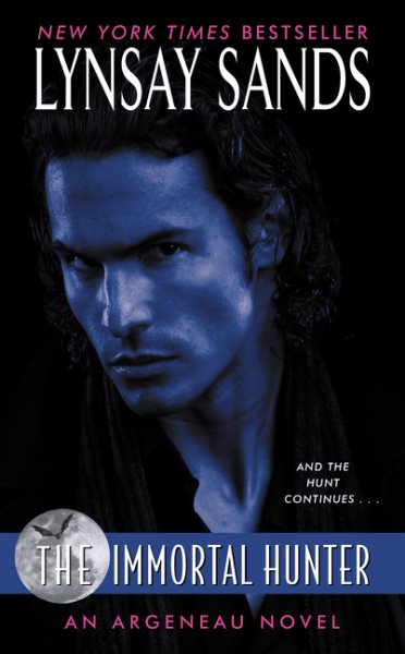The Immortal Hunter: A Rogue Hunter Novel (Argeneau Vampire) cover