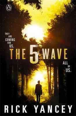 The 5Th Wave (Book 1) cover