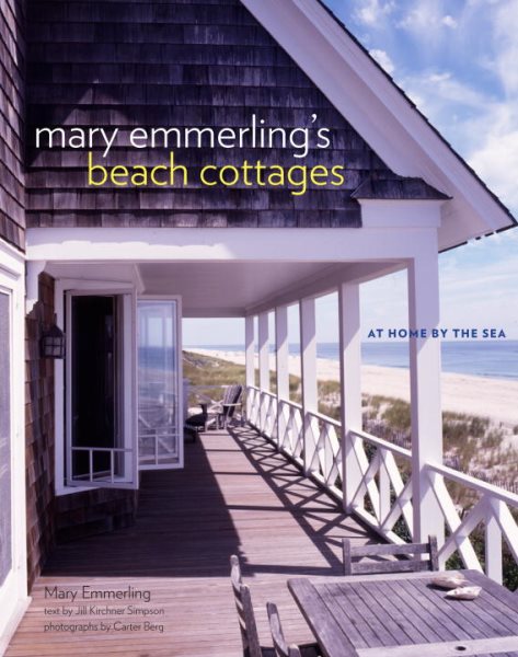 Mary Emmerling's Beach Cottages: At Home by the Sea cover