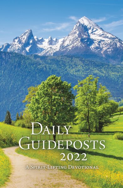 Daily Guideposts 2022: A Spirit-Lifting Devotional cover