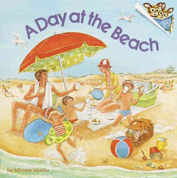 A Day at the Beach (Pictureback(R))