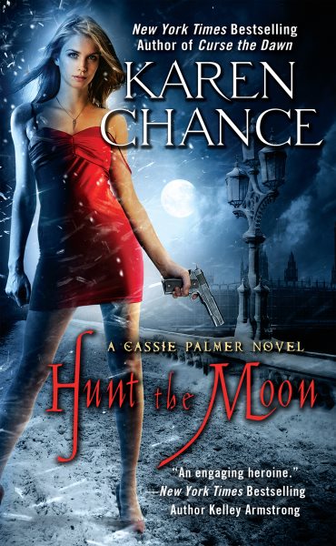 Hunt the Moon (Cassie Palmer) cover