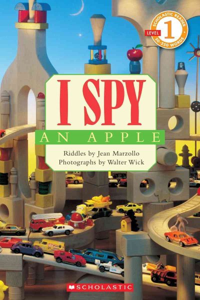 Scholastic Reader Level 1: I Spy an Apple cover