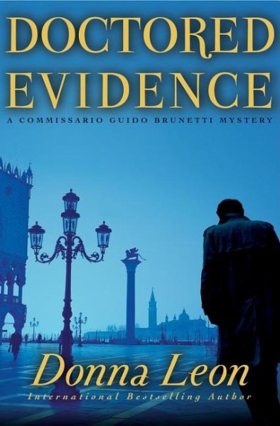 Doctored Evidence: A Commissario Guido Brunetti Mystery (The Commissario Guido Brunetti Mysteries, 13) cover