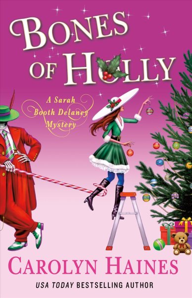 Bones of Holly: A Sarah Booth Delaney Mystery (A Sarah Booth Delaney Mystery, 25) cover