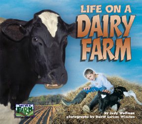 Life on a Dairy Farm (Life on a Farm) cover